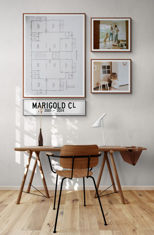 Dream Street Sign Double Year - Image 9